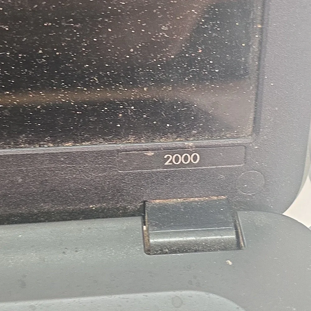 HP 2000 15.6